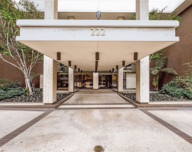 222 Monterey Road - Photo Thumbnail 2