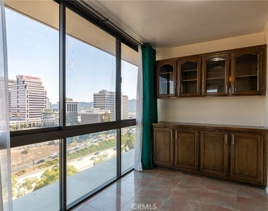 222 Monterey Road - Photo Thumbnail 14