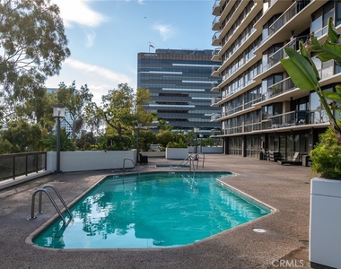 222 Monterey Road - Photo Thumbnail 43