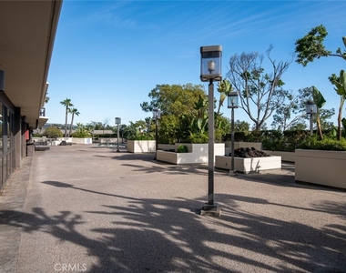 222 Monterey Road - Photo Thumbnail 47