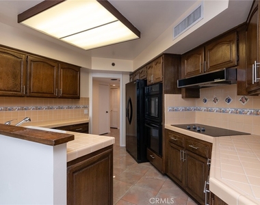 222 Monterey Road - Photo Thumbnail 12