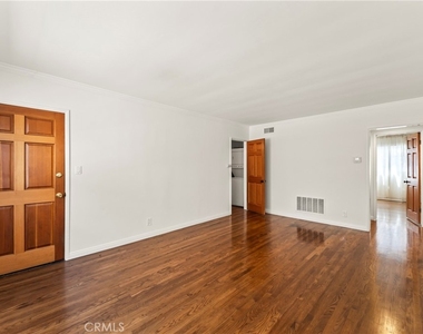 1745 N Mariposa - Photo Thumbnail 2