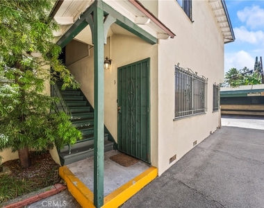 1745 N Mariposa - Photo Thumbnail 16