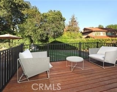 214 Sierra Madre Boulevard - Photo Thumbnail 19