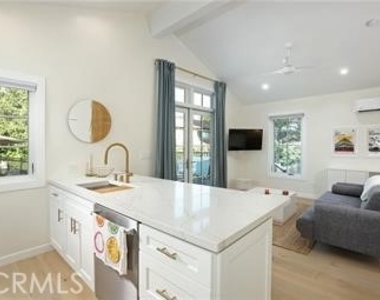 214 Sierra Madre Boulevard - Photo Thumbnail 16