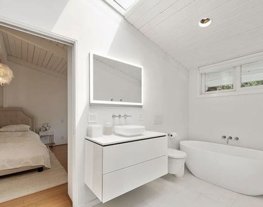 2149 Basil Lane - Photo Thumbnail 20