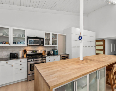 2149 Basil Lane - Photo Thumbnail 13