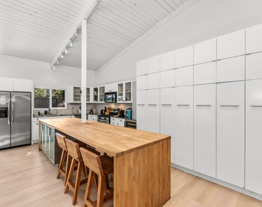 2149 Basil Lane - Photo Thumbnail 12