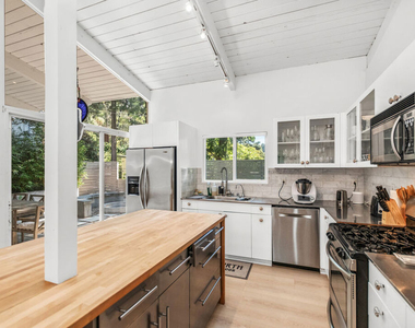 2149 Basil Lane - Photo Thumbnail 14