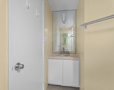 4265 Marina City Drive - Photo Thumbnail 26