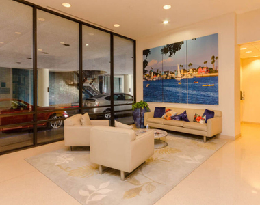 4265 Marina City Drive - Photo Thumbnail 30