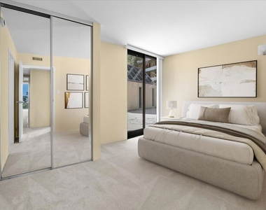 4265 Marina City Drive - Photo Thumbnail 13