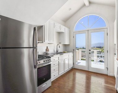 29355 Heathercliff Road - Photo Thumbnail 4