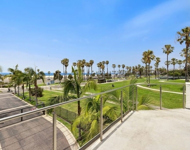 43 Sea Colony Drive - Photo Thumbnail 7