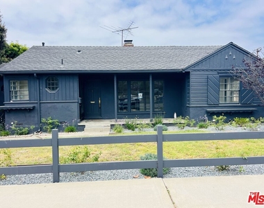 8345 Loyola Boulevard - Photo Thumbnail 1