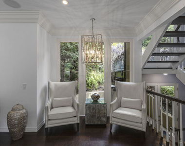 10023 Westwanda Drive - Photo Thumbnail 19