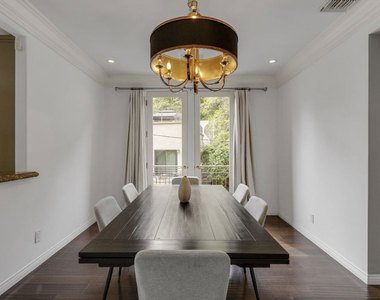 10023 Westwanda Drive - Photo Thumbnail 23