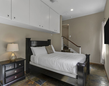10023 Westwanda Drive - Photo Thumbnail 45