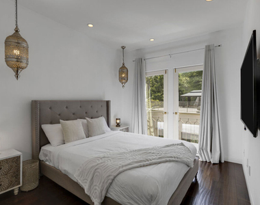 10023 Westwanda Drive - Photo Thumbnail 50