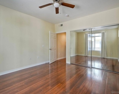 9253 Regents Road - Photo Thumbnail 15