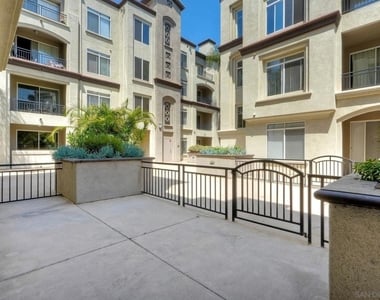 9253 Regents Road - Photo Thumbnail 26