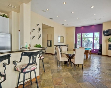 9253 Regents Road - Photo Thumbnail 34