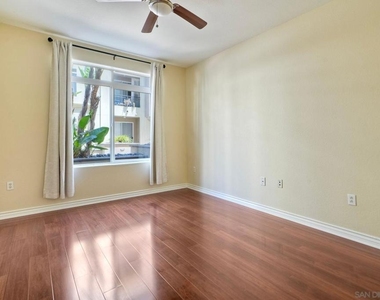 9253 Regents Road - Photo Thumbnail 17