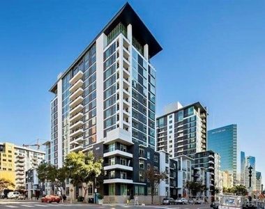 425 W Beech - Photo Thumbnail 6