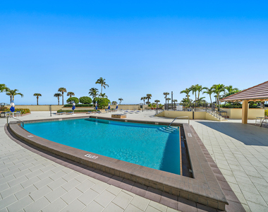400 Ocean Trail Way - Photo Thumbnail 5