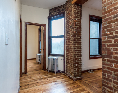 210 Humboldt Street - Photo Thumbnail 10