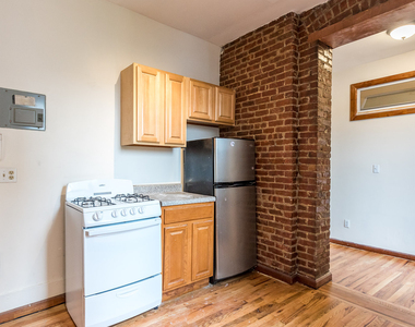 210 Humboldt Street - Photo Thumbnail 13