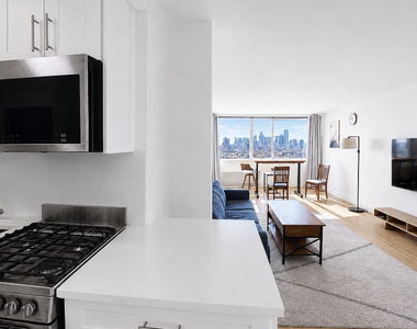 333 East 14th Street - Photo Thumbnail 1
