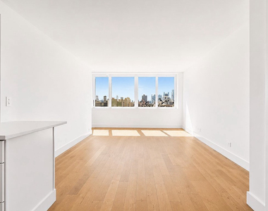 333 East 14th Street - Photo Thumbnail 3