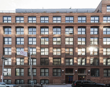 30 Washington Street - Photo Thumbnail 10