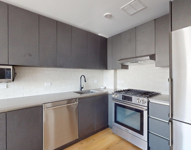 144-74 Northern Boulevard - Photo Thumbnail 7