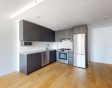 144-74 Northern Boulevard - Photo Thumbnail 6