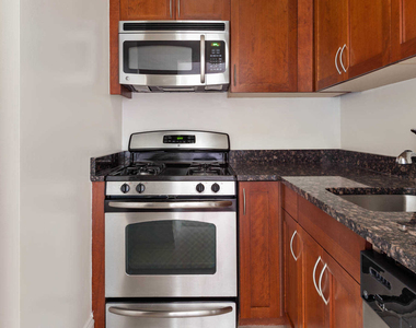 50 West 77th Street - Photo Thumbnail 5