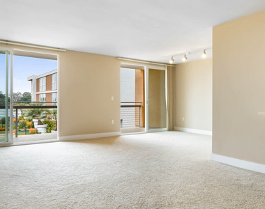 13900 Fiji Way - Photo Thumbnail 10