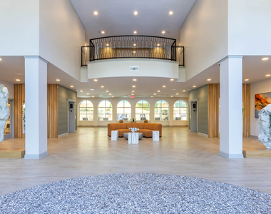 23100 Avenue San Luis - Photo Thumbnail 1