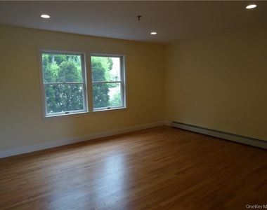 30 Mortimer Terrace - Photo Thumbnail 4