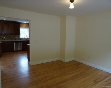 30 Mortimer Terrace - Photo Thumbnail 5
