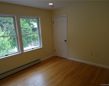 30 Mortimer Terrace - Photo Thumbnail 12
