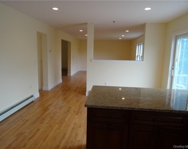 30 Mortimer Terrace - Photo Thumbnail 8