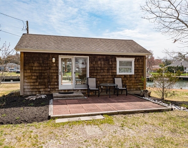 18 Shinnecock Road - Photo Thumbnail 2