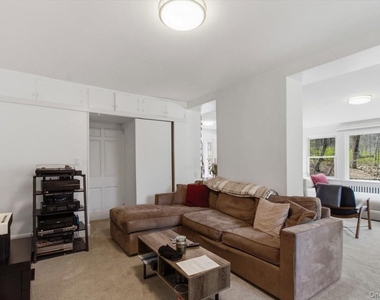 145 Saxon Woods Road - Photo Thumbnail 6