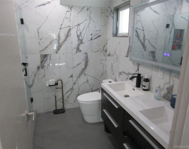 89 Kenneth Place - Photo Thumbnail 3
