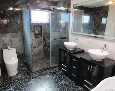 89 Kenneth Place - Photo Thumbnail 10