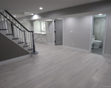 89 Kenneth Place - Photo Thumbnail 24