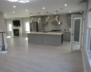 89 Kenneth Place - Photo Thumbnail 22