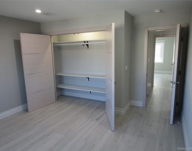 89 Kenneth Place - Photo Thumbnail 16
